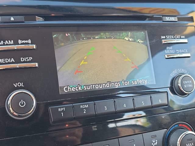 Certified 2017 Nissan Rogue S AWD/4WD image 17