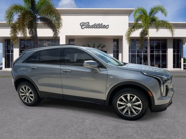 Certified 2023 Cadillac XT4 Sport w/ Driver Assist Package FWD image 17
