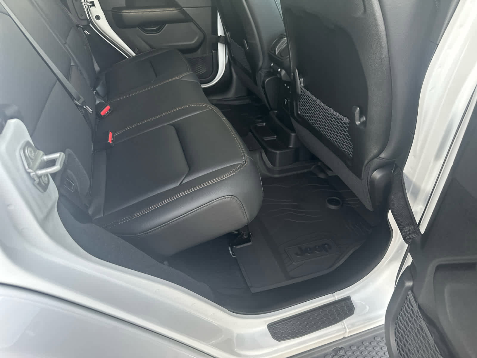 New 2026 Jeep Wrangler Unlimited Sahara image 21