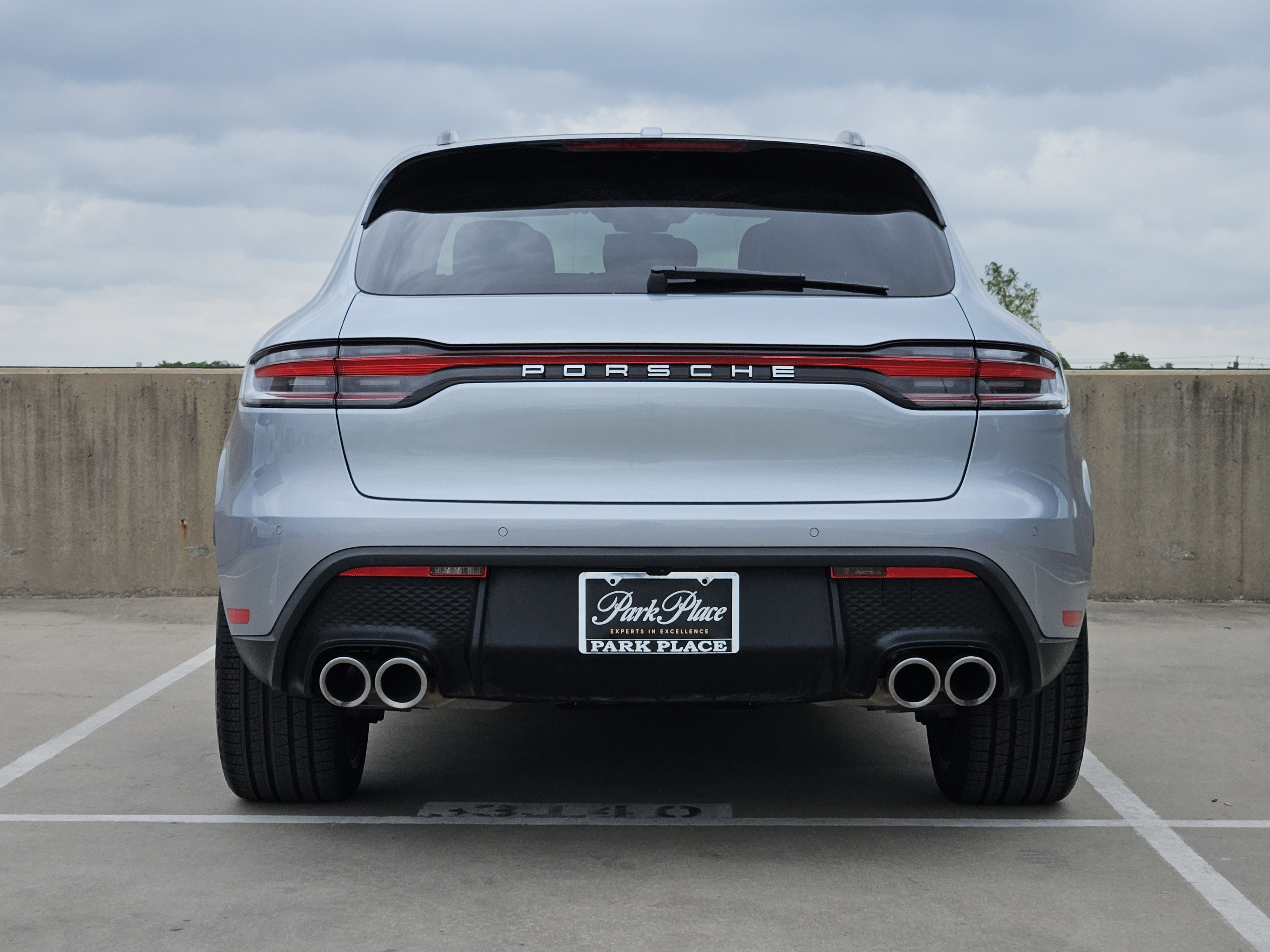 Certified 2026 Porsche Macan image 7