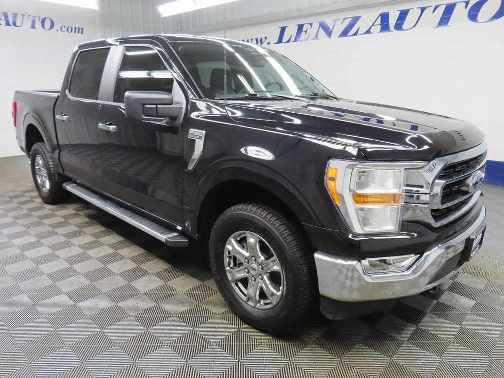 Used 2023 Ford F150 XLT w/ XTR Package image 3