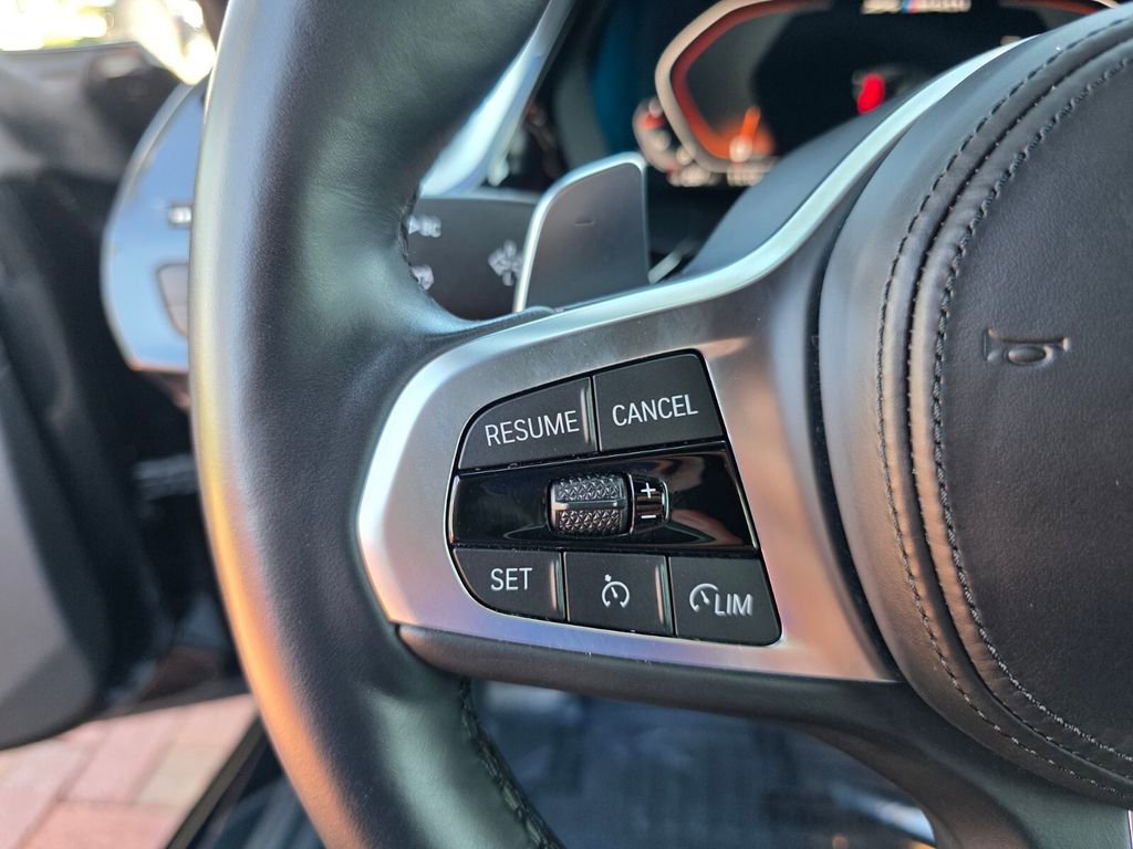 Used 2023 BMW Z4 M40i w/ Premium Package image 13