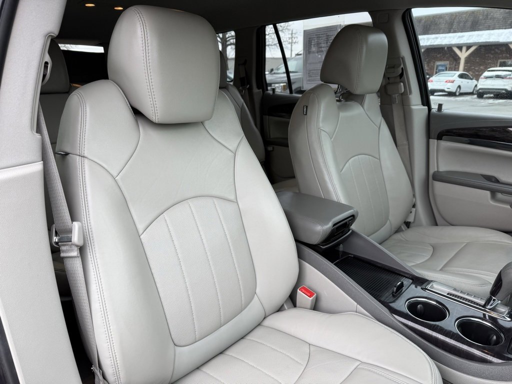 Used 2017 Buick Enclave Premium image 23