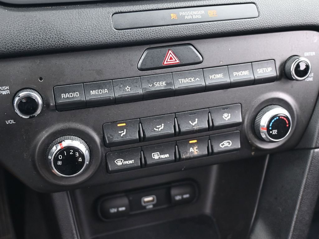 Used 2020 Kia Sportage LX image 22