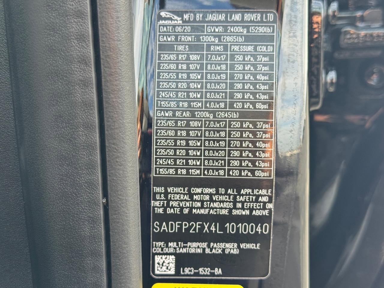 Used 2020 Jaguar E-PACE SE image 28