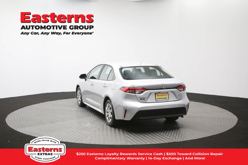 Used 2025 Toyota Corolla LE FWD image 66