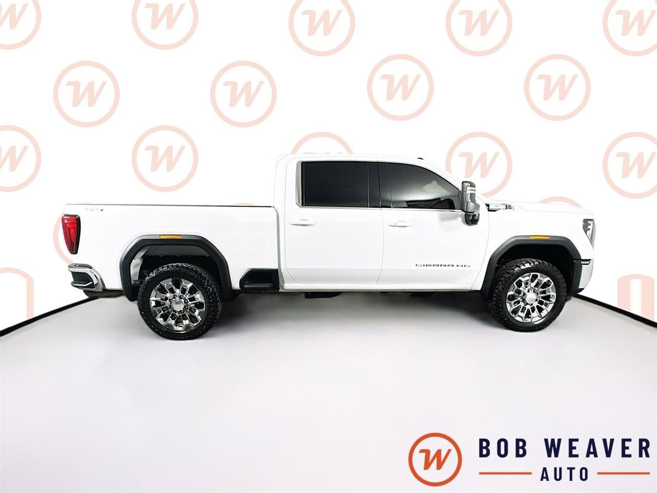 Used 2025 GMC Sierra 2500 SLE w/ SLE Value Package; AWD/4WD image 8