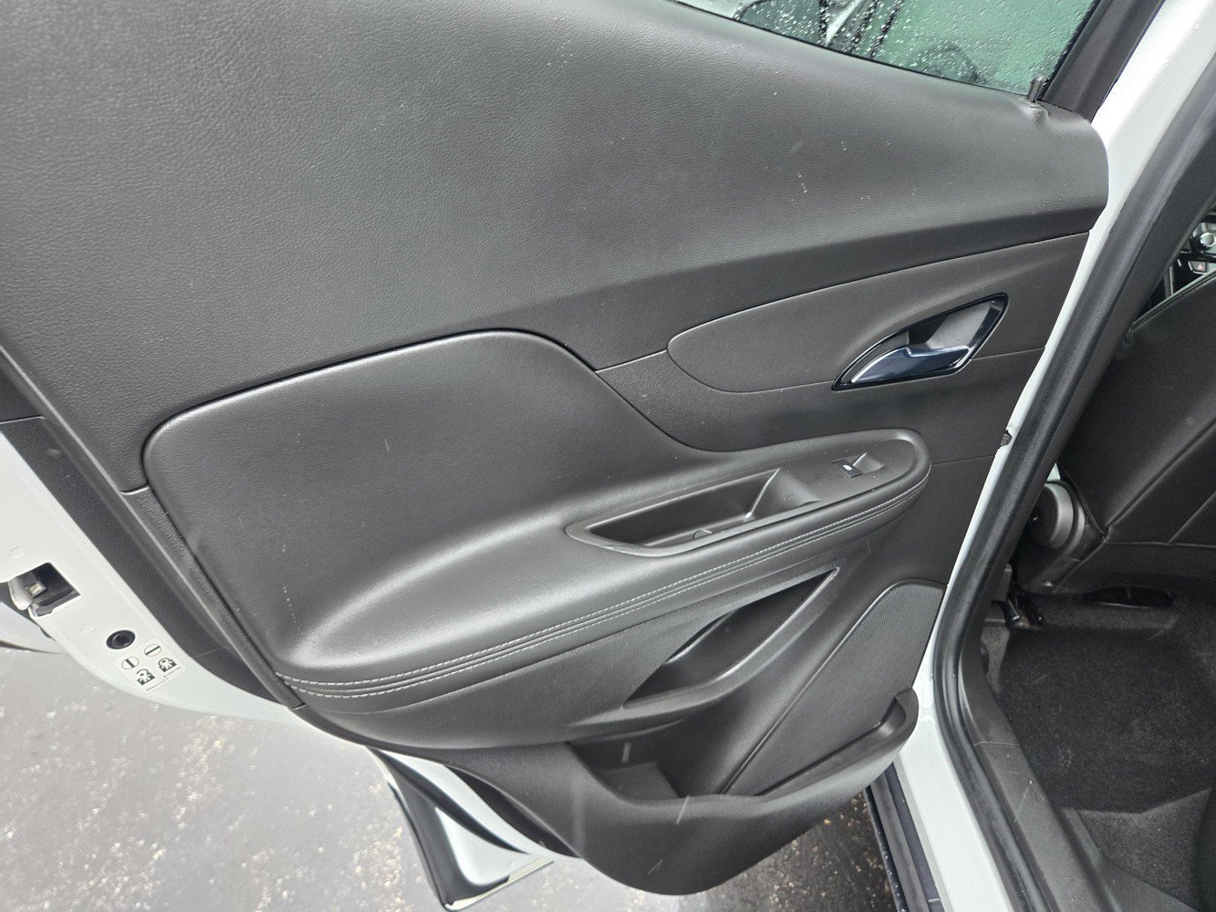 Used 2017 Buick Encore Preferred FWD image 37