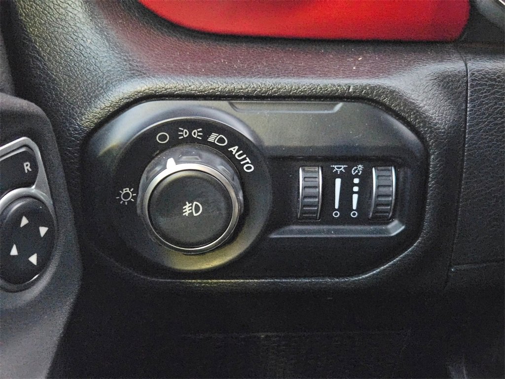 Certified 2018 Jeep Wrangler Unlimited Rubicon image 20