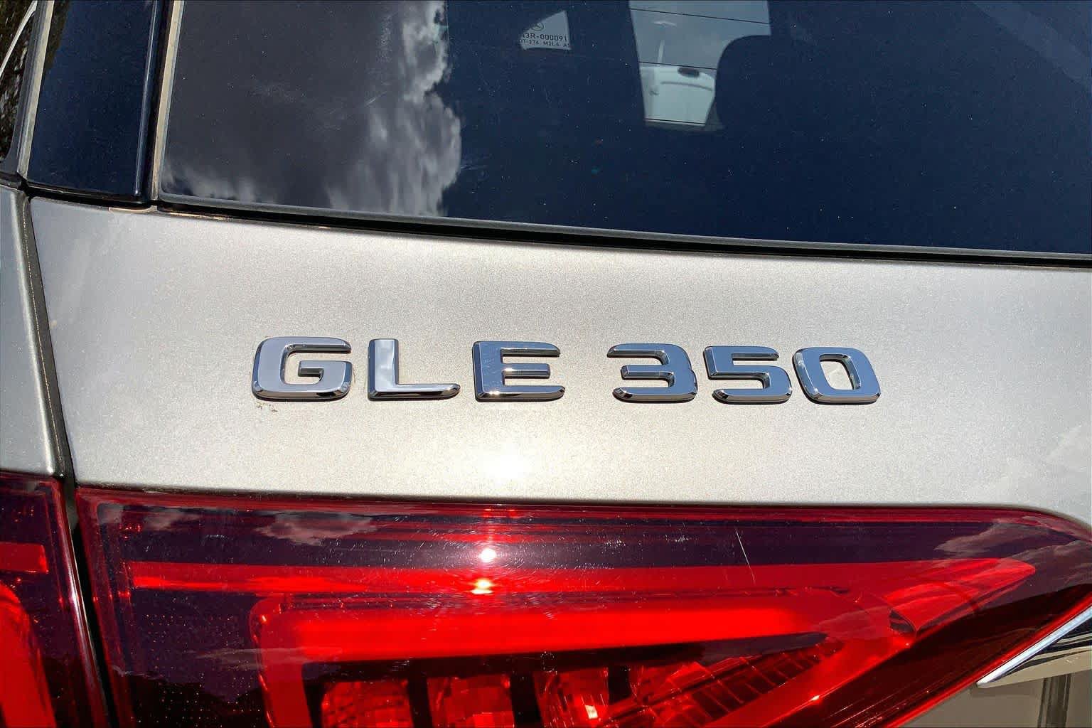 Used 2020 Mercedes-Benz GLE 350 4MATIC image 33