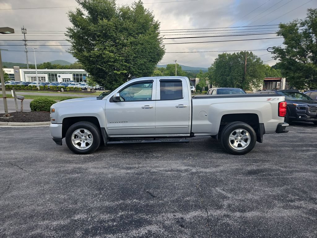 Used 2016 Chevrolet Silverado 1500 LT w/ All Star Edition AWD/4WD image 2