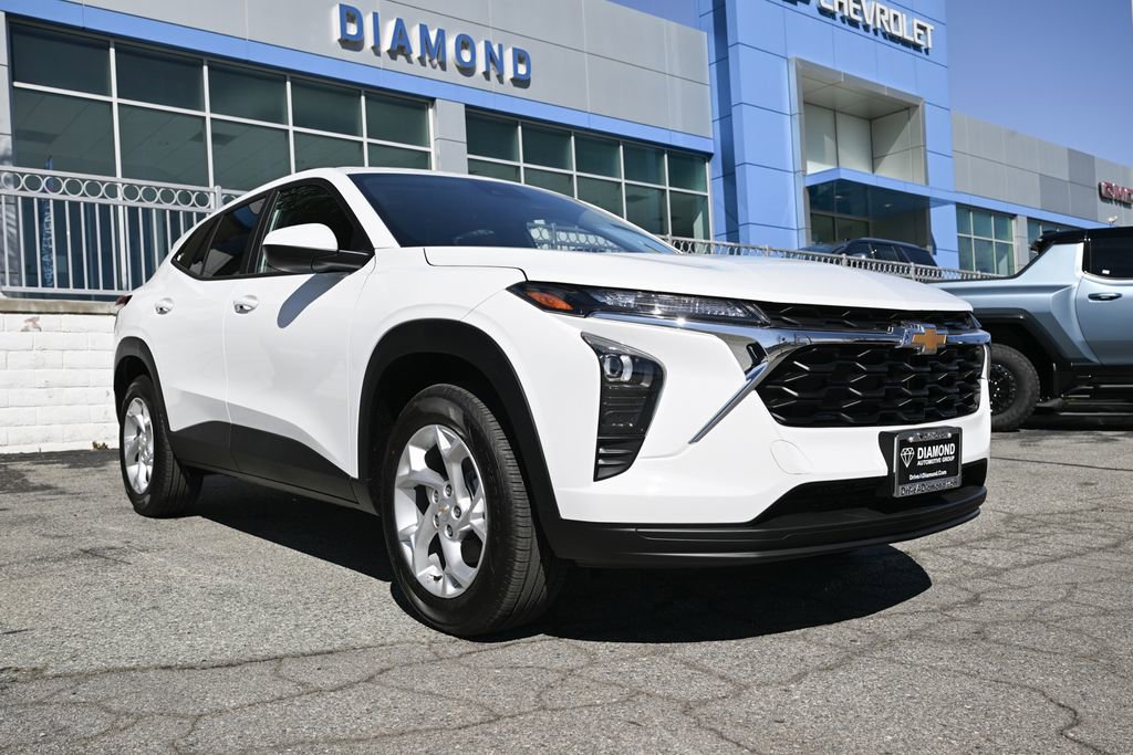 New 2026 Chevrolet Trax LS w/ LS Convenience Package