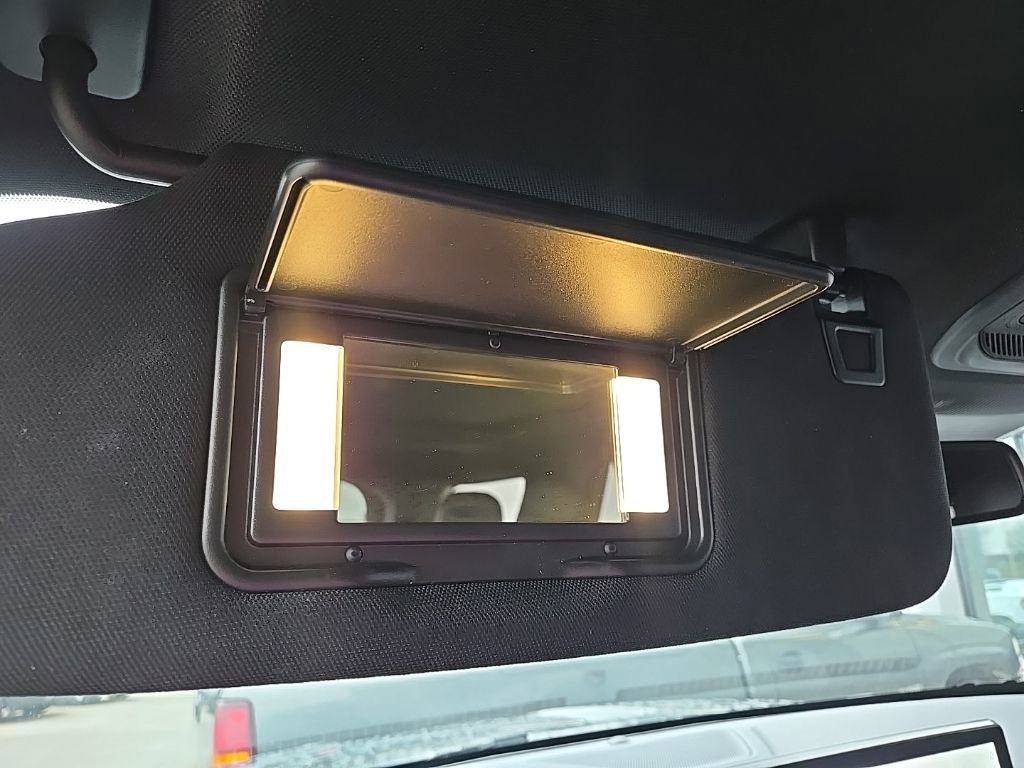 Used 2025 Ford Explorer Platinum w/ LUX Leather Package AWD/4WD image 63