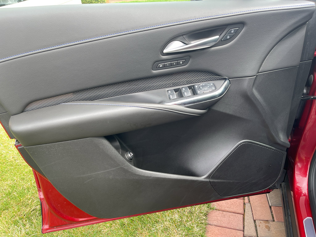 Used 2025 Cadillac XT4 Sport image 24