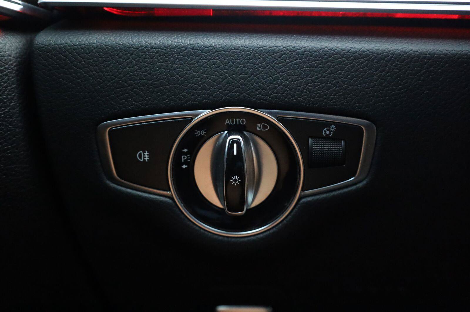 Used 2019 Mercedes-Benz E 300 image 36