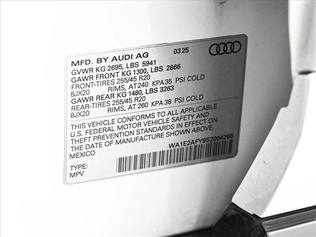 Certified 2025 Audi Q5 e Premium Plus w/ Premium Plus Package AWD/4WD image 26