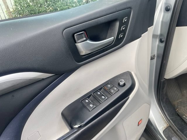 Used 2018 Toyota Highlander Limited Platinum AWD/4WD image 36