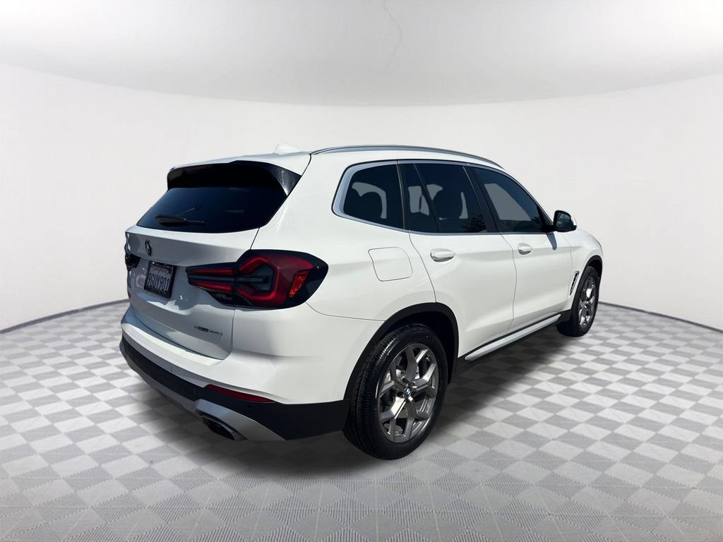 Certified 2023 BMW X3 sDrive30i w/ Convenience Package RWD image 4