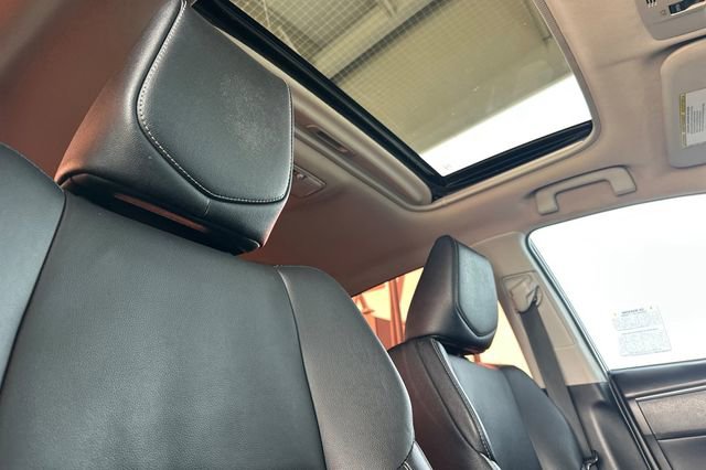 Used 2016 Toyota Corolla S Premium FWD image 15