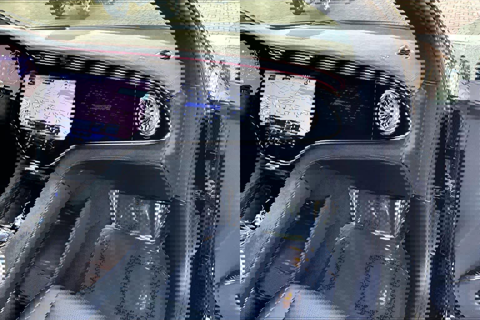 Used 2023 Mercedes-Benz EQS AMG 4MATIC w/ Trim Level Package image 18