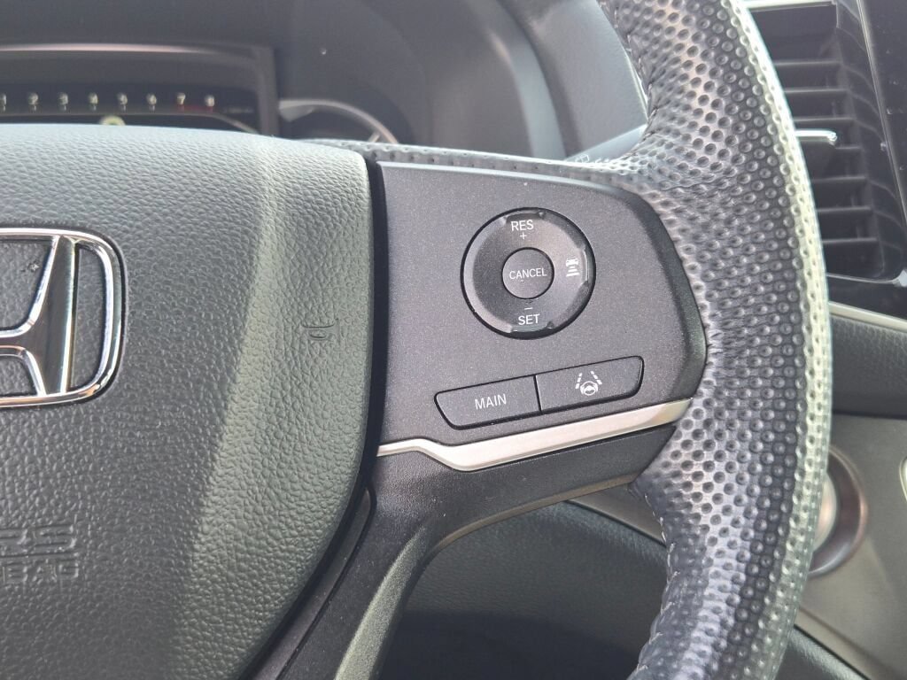 Used 2024 Honda Passport EX-L image 38
