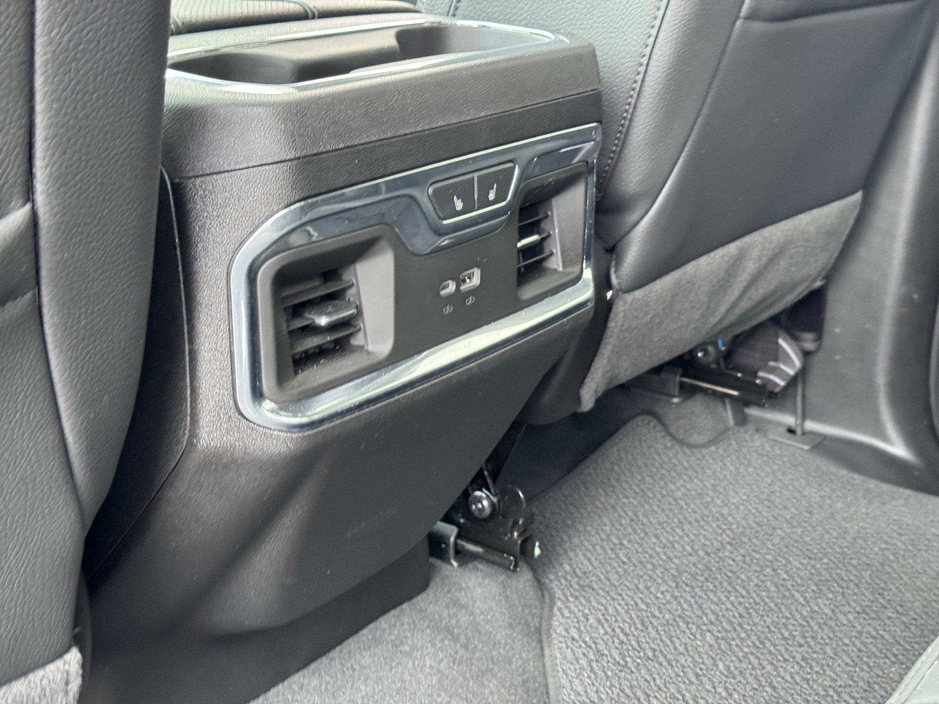 Used 2024 GMC Sierra 1500 Denali image 23