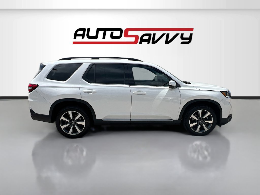 Used 2024 Honda Pilot Elite image 8