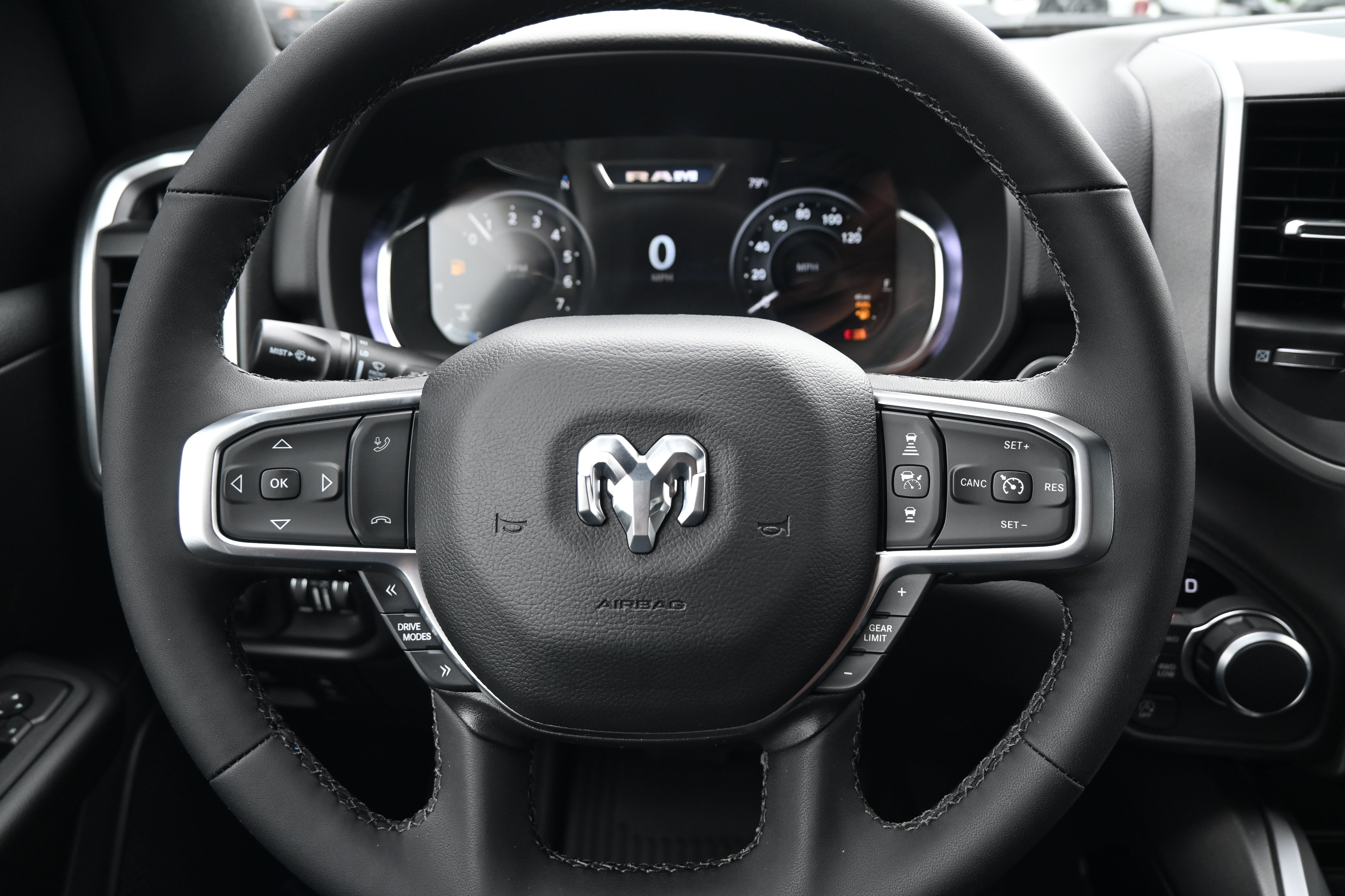 New 2026 RAM 1500 Big Horn AWD/4WD image 17