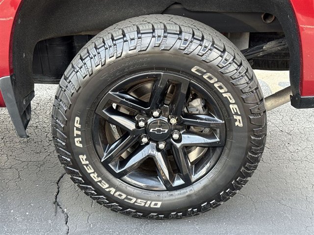 Certified 2020 Chevrolet Silverado 1500 LT Trail Boss AWD/4WD image 31