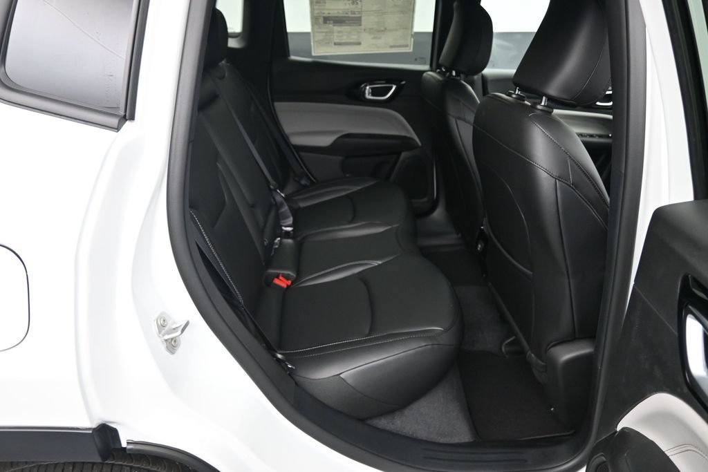 New 2026 Jeep Compass Limited AWD/4WD image 13