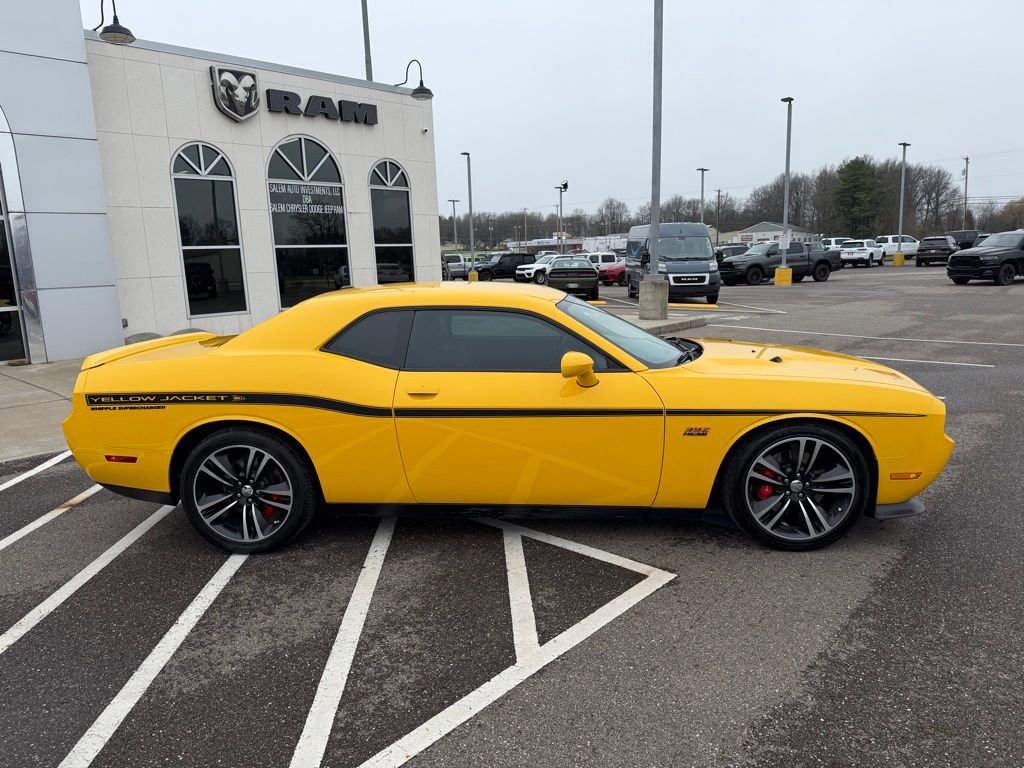 Used 2012 Dodge Challenger SRT8 Yellow Jacket w/ Premium Sound Group RWD image 5