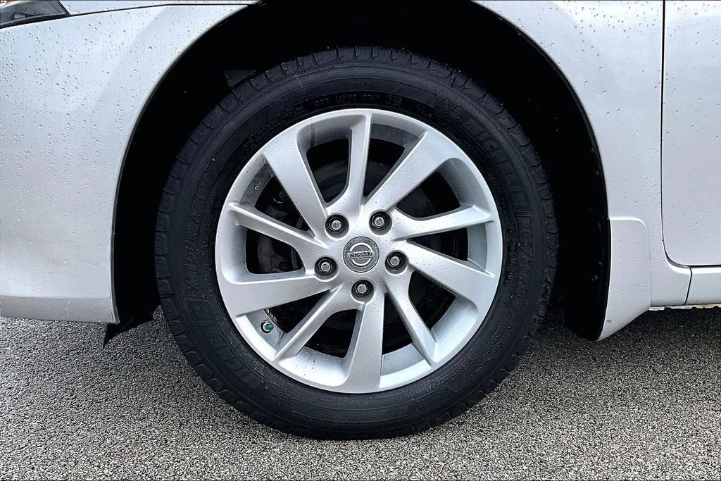 Used 2013 Nissan Sentra SV w/ Driver Pkg FWD image 7
