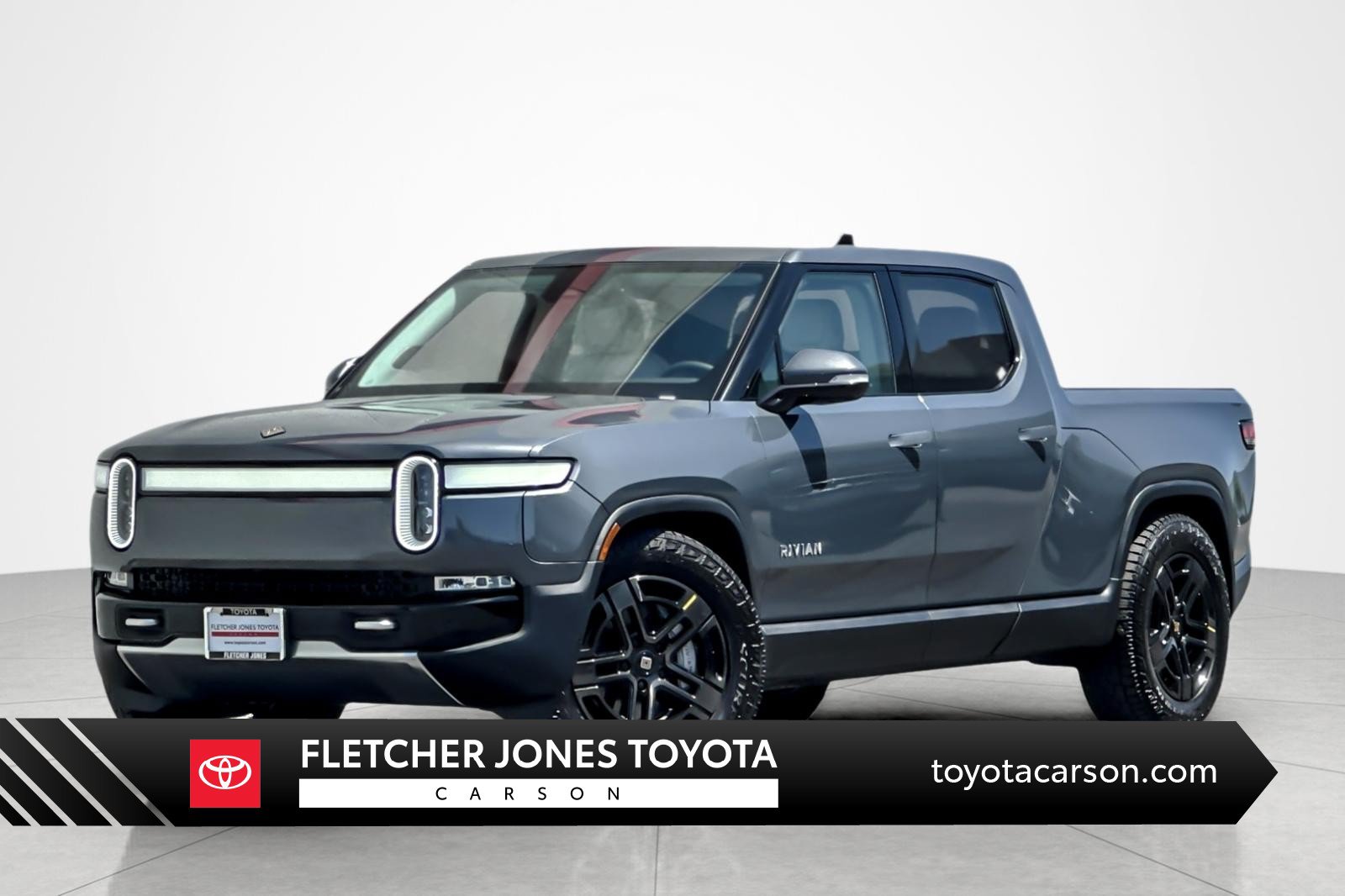 Used 2024 Rivian R1T Adventure Dual AWD/4WD image 1