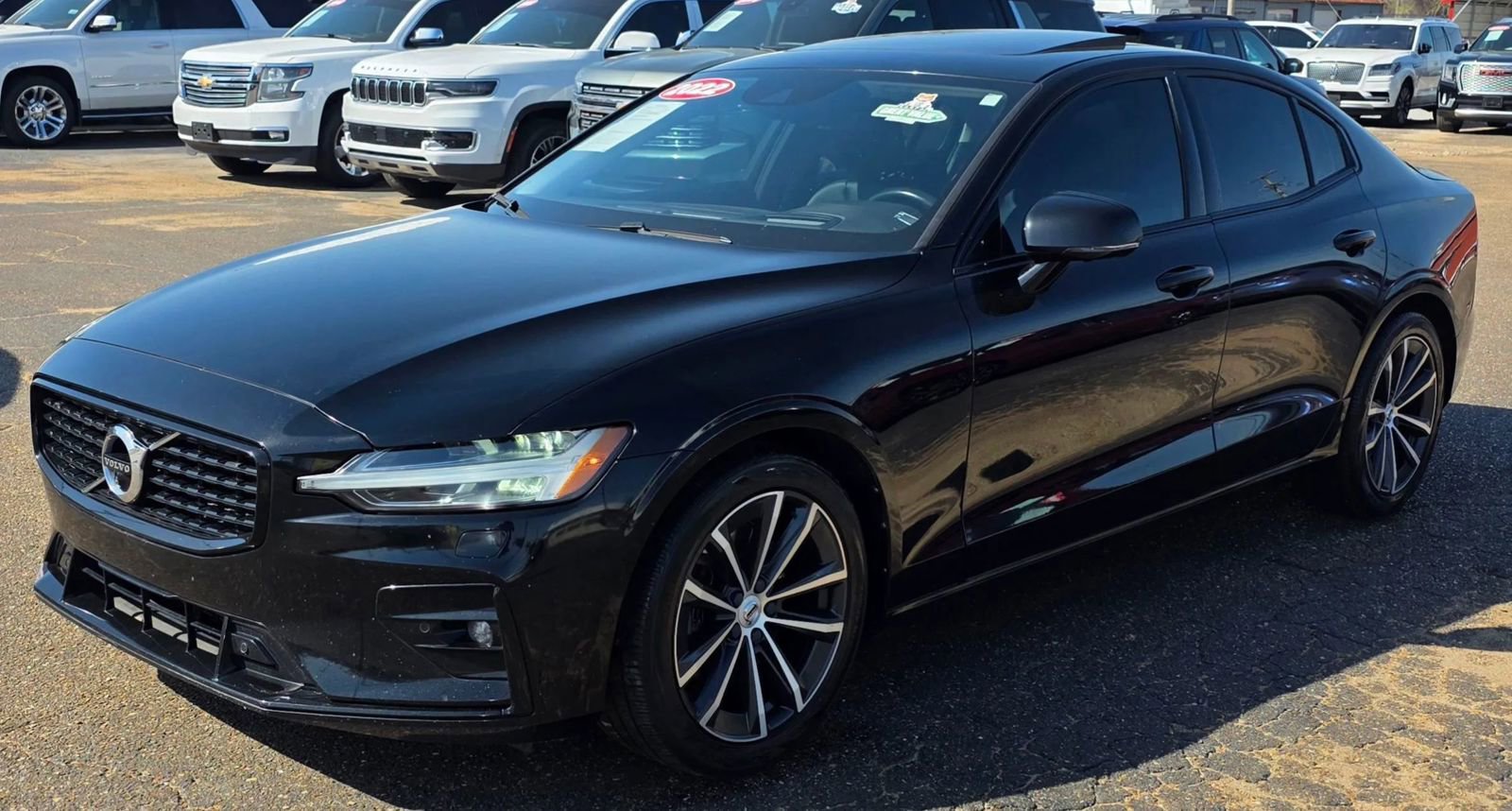 Used 2022 Volvo S60 B5 Inscription image 9