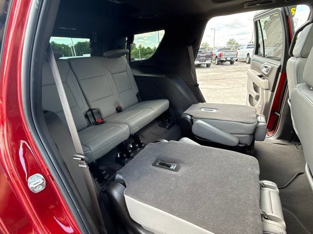 Certified 2023 GMC Yukon SLT w/ SLT Premium Package AWD/4WD image 36
