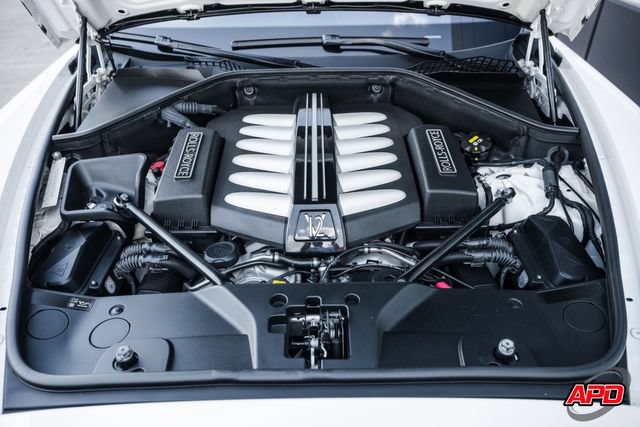 Used 2019 Rolls-Royce Wraith RWD image 91