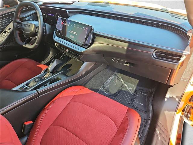 Used 2025 Dodge Charger Daytona Scat Pack w/ Track Pack AWD/4WD image 23