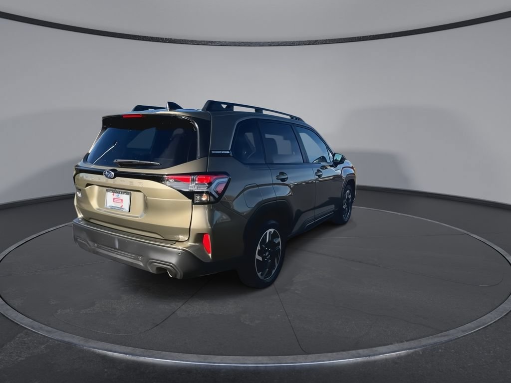 Used 2025 Subaru Forester Limited AWD/4WD image 8