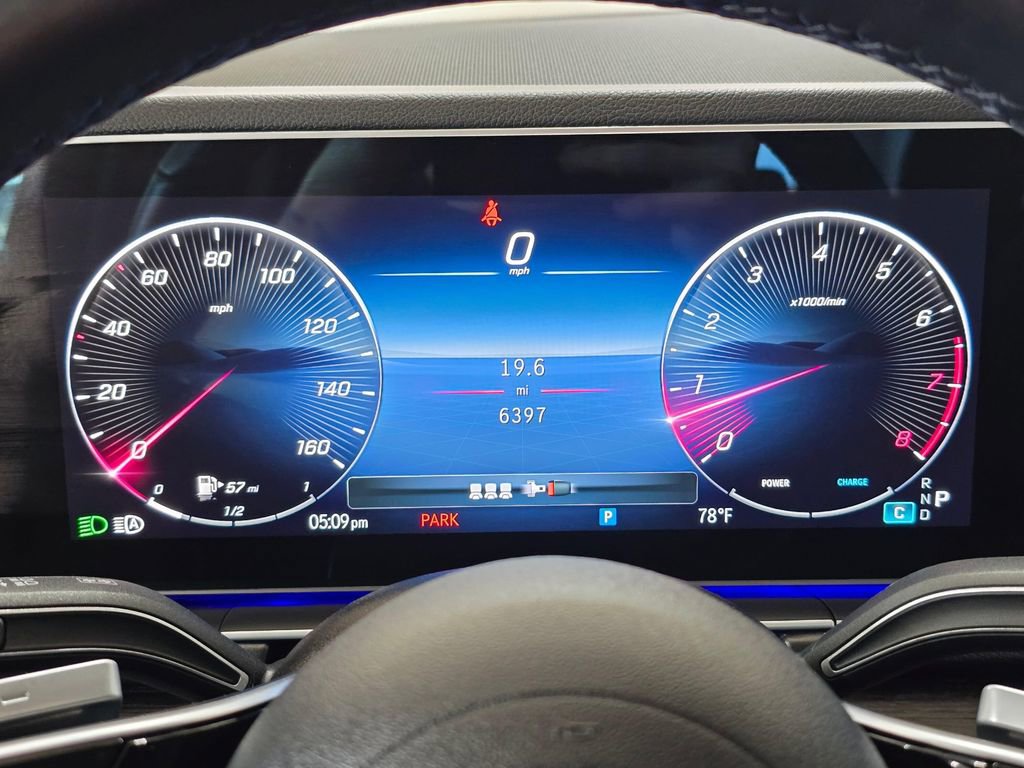 Used 2025 Mercedes-Benz GLE 350 4MATIC image 11