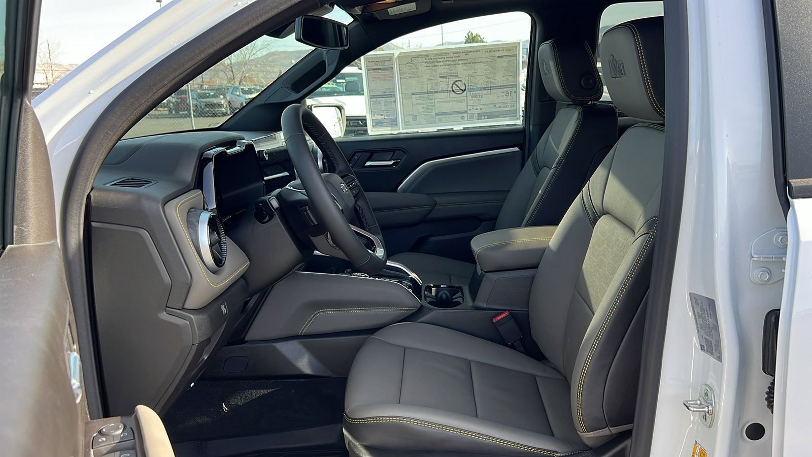 New 2026 Chevrolet Colorado ZR2 w/ ZR2 Bison Edition image 33