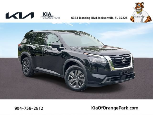 Used 2024 Nissan Pathfinder SV FWD image 1