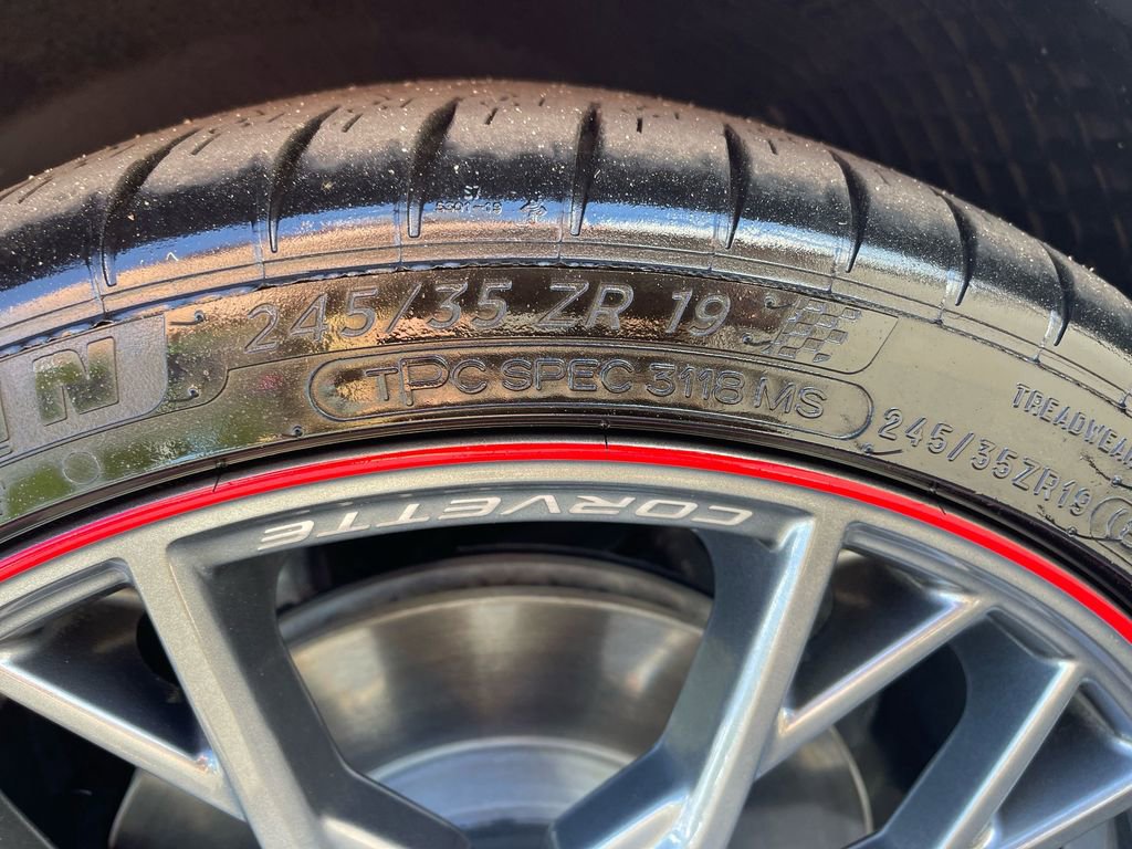 Used 2024 Chevrolet Corvette Stingray Coupe w/ 1LT image 31