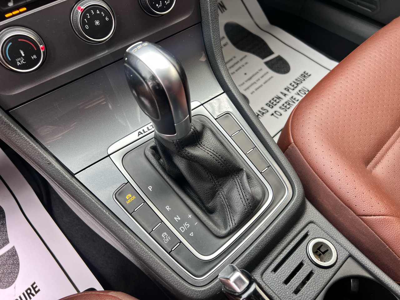 Used 2017 Volkswagen Golf Alltrack S image 15