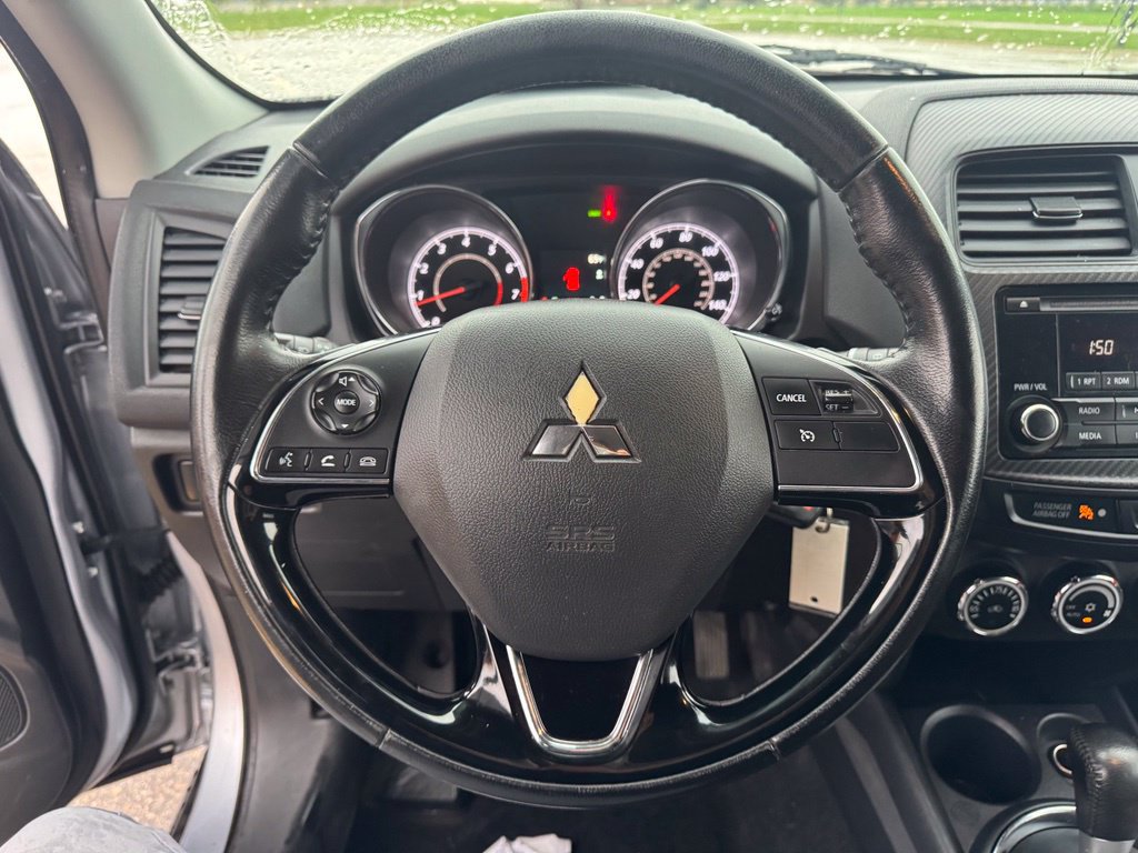 Used 2017 Mitsubishi Outlander Sport ES FWD image 10