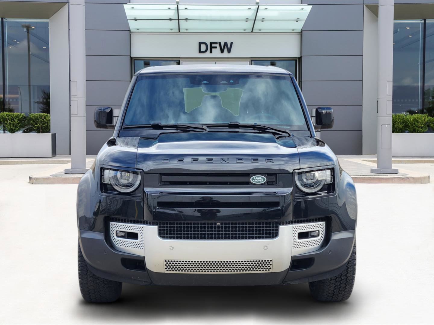 Certified 2024 Land Rover Defender 130 S video 2