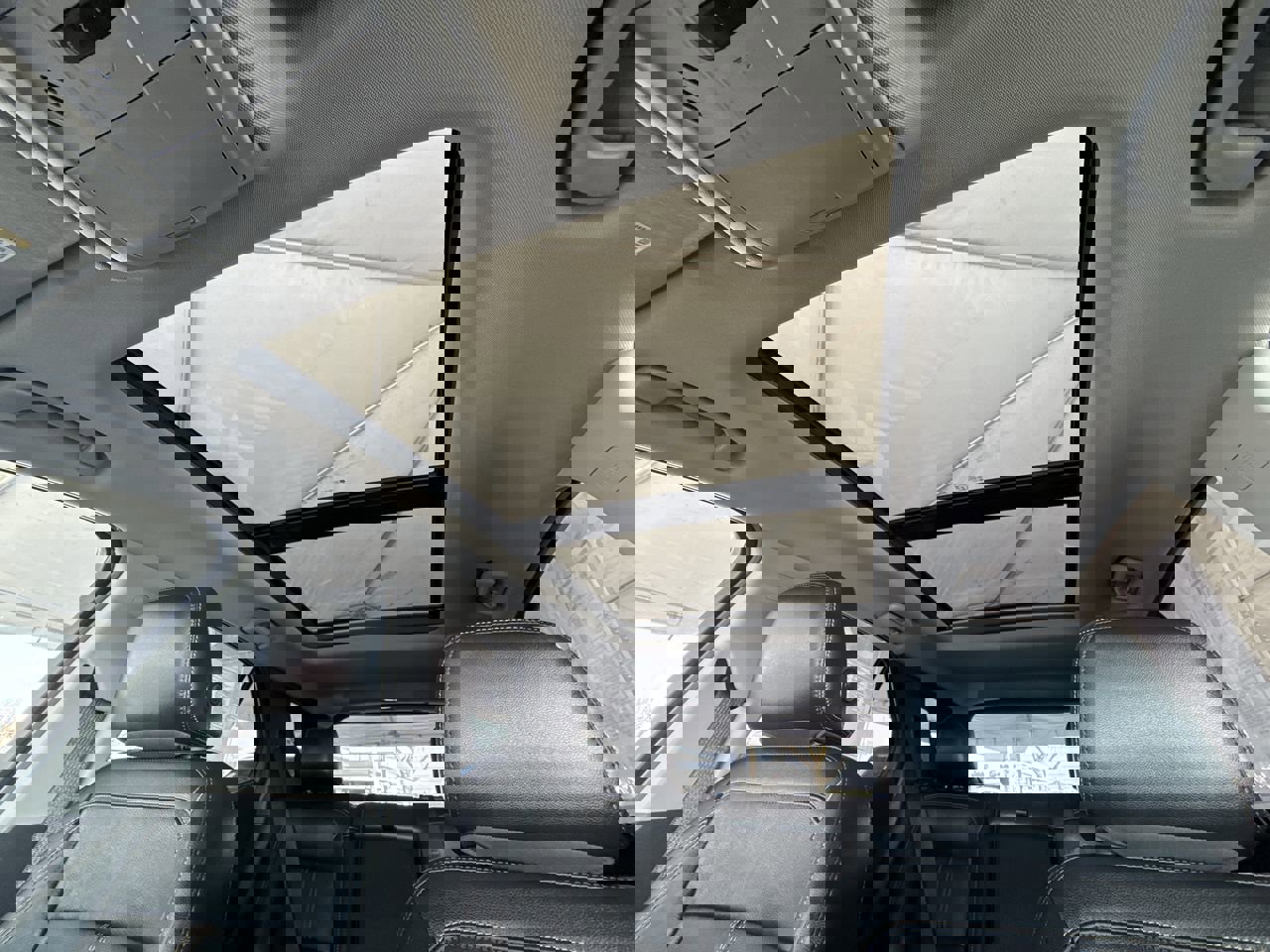 Used 2022 Chevrolet Equinox Premier image 18