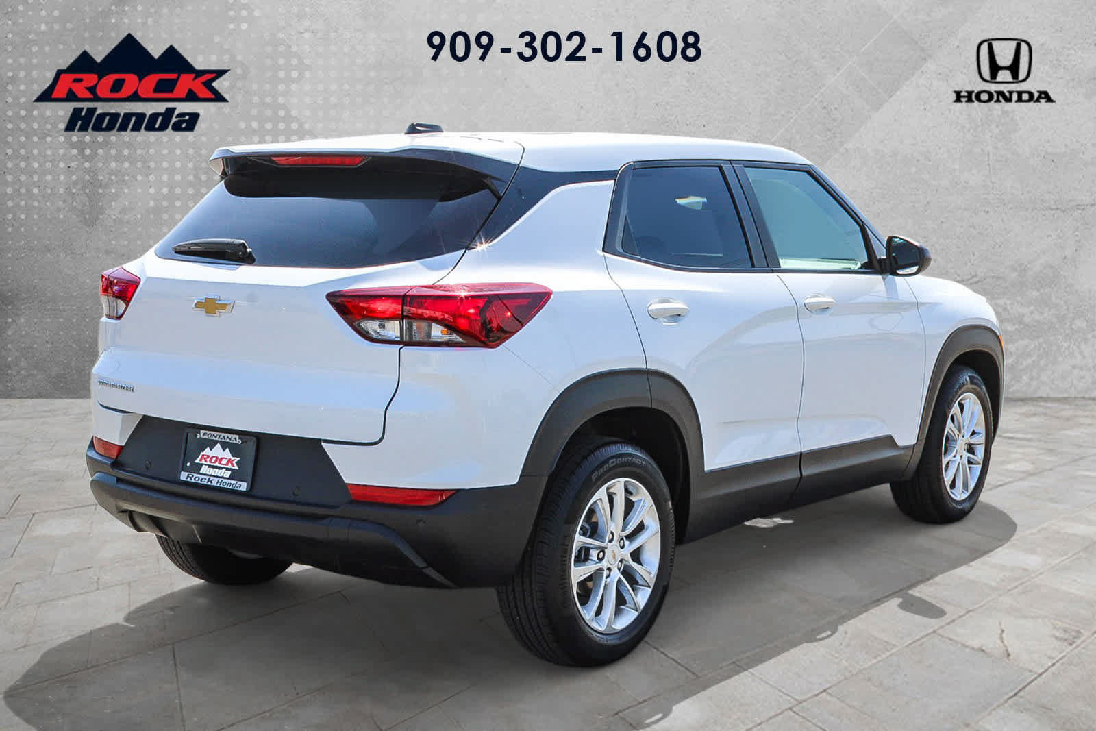 Used 2025 Chevrolet TrailBlazer LS w/ LS Convenience Package FWD image 4