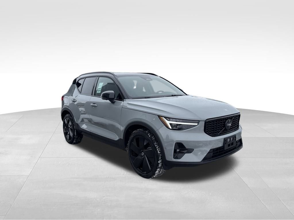 New 2026 Volvo XC40 B5 Ultra w/ Climate Package AWD/4WD image 7