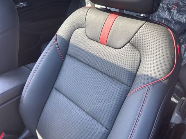 New 2026 Chevrolet Trax RS w/ Sunroof Package FWD image 11
