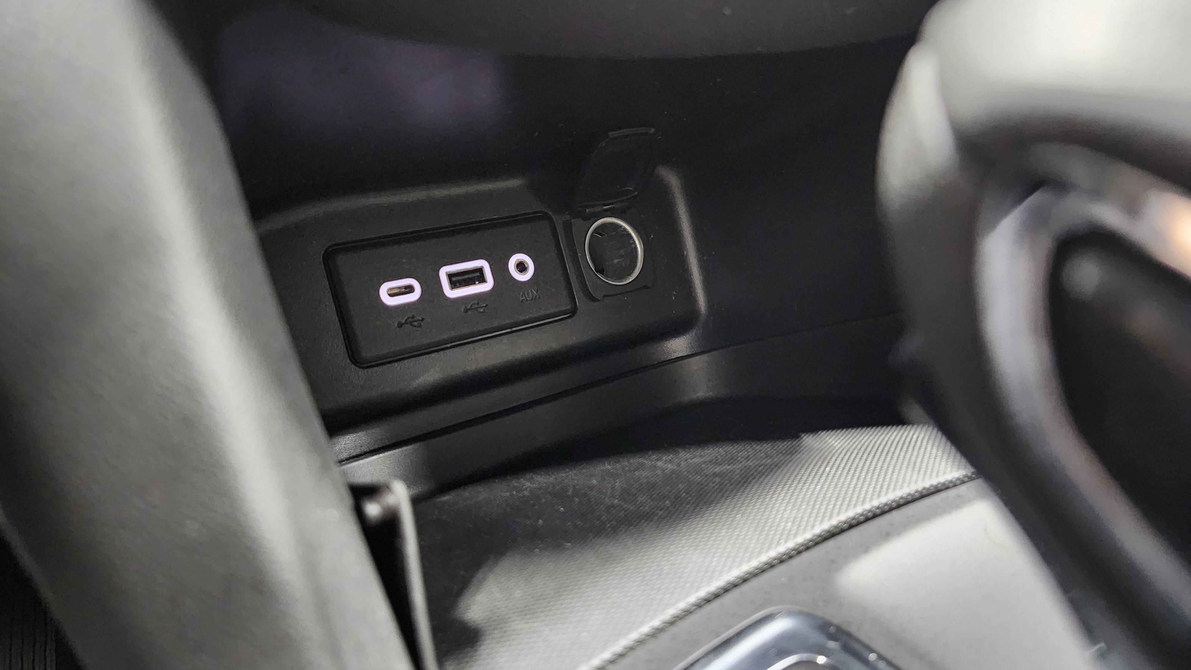 Used 2023 Chevrolet Equinox LT image 6